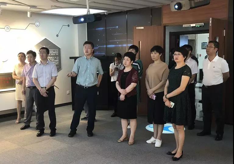湖北省十堰市副市長(cháng)劉運梅一行來(lái)悅達數夢(mèng)考察調研